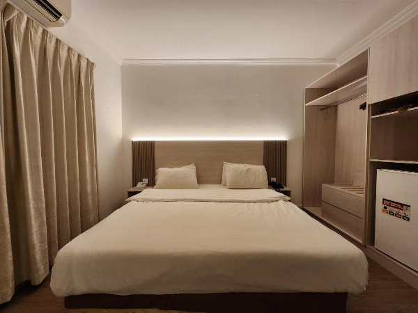 Sharjah International Airport Hotel Main image